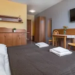 Bed & Breakfast Arkadia Łeba